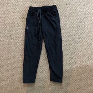 Under armour jogger pants, youth small